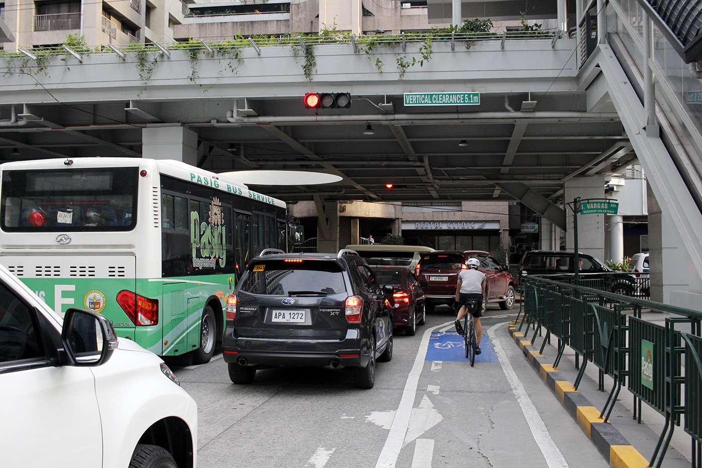 Ortigas bike commuter Emerald Avenue